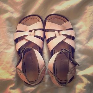 Light pink saltwater sandals